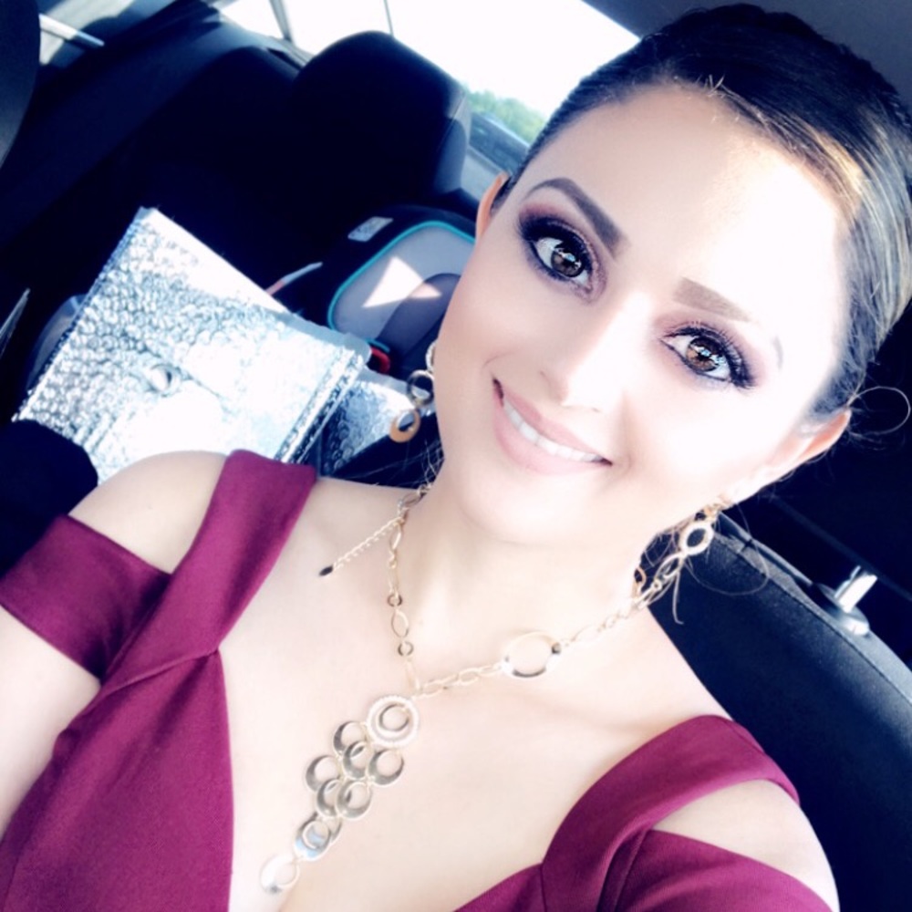 Meet your Posher, Lizette